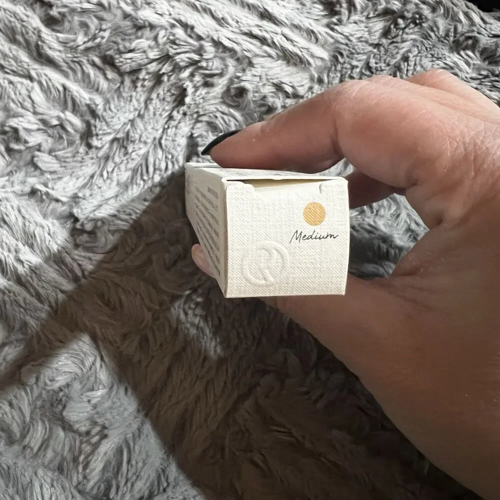 RARE BEAUTY POSITIVE LIGHT UNDER EYE BRIGHTENER - MEDIUM  (Full Size‎ 4ml /NWB)